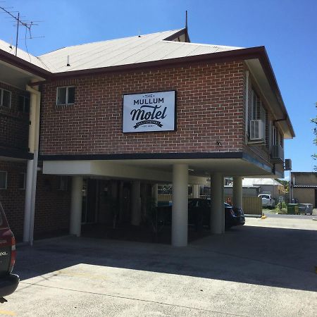 The Mullum Motel Малламбимби Экстерьер фото